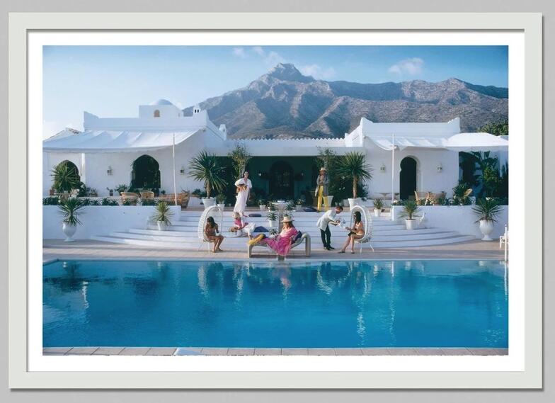레트로 풀사이드 호스트 슬림 아론 프린트 아트 캔버스  - Luxury Lifestyle Homes 리뷰 및 가격