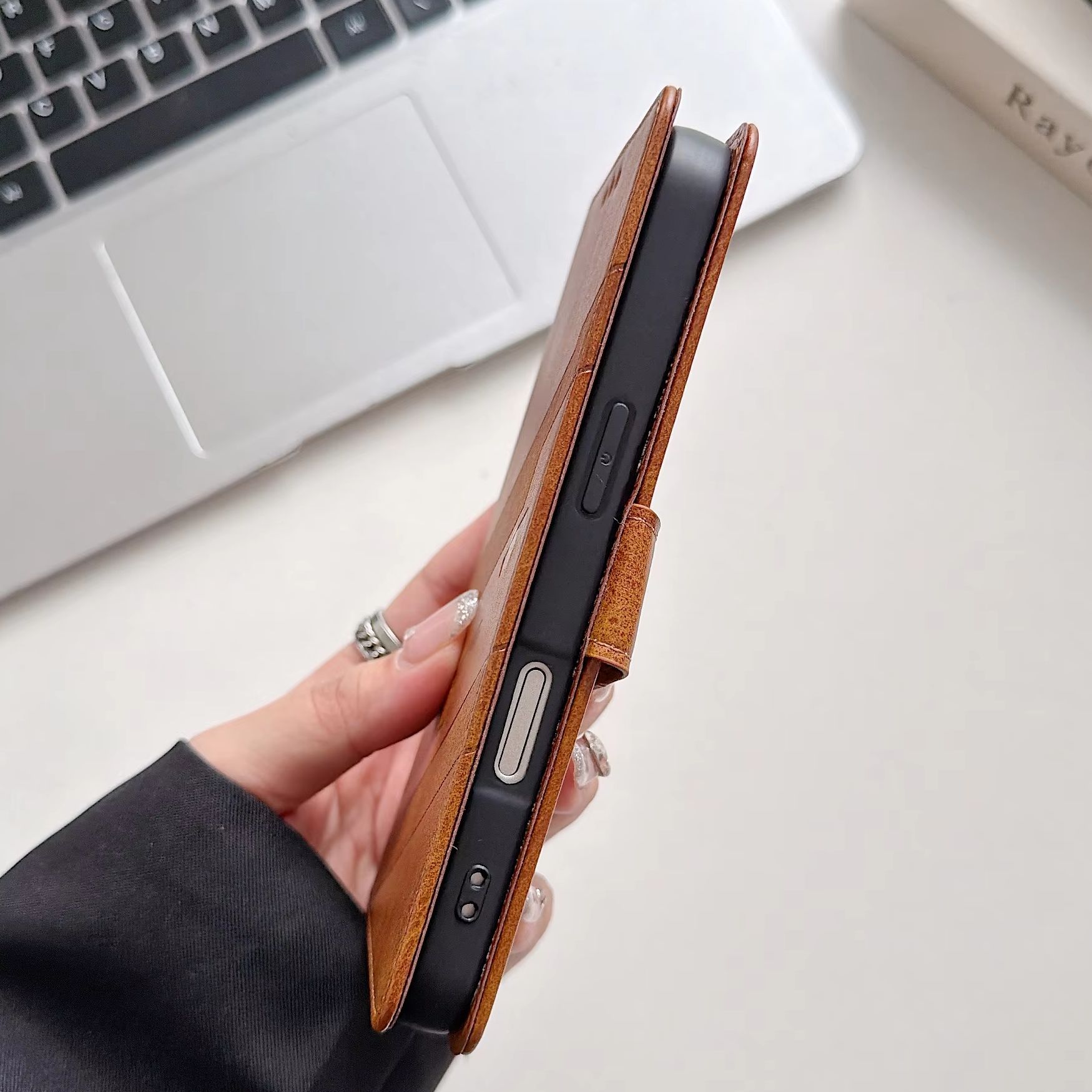 아이폰 17 E 16 15 14 13 12 11 Pro - Leather Card Wallet 리뷰 및 가격